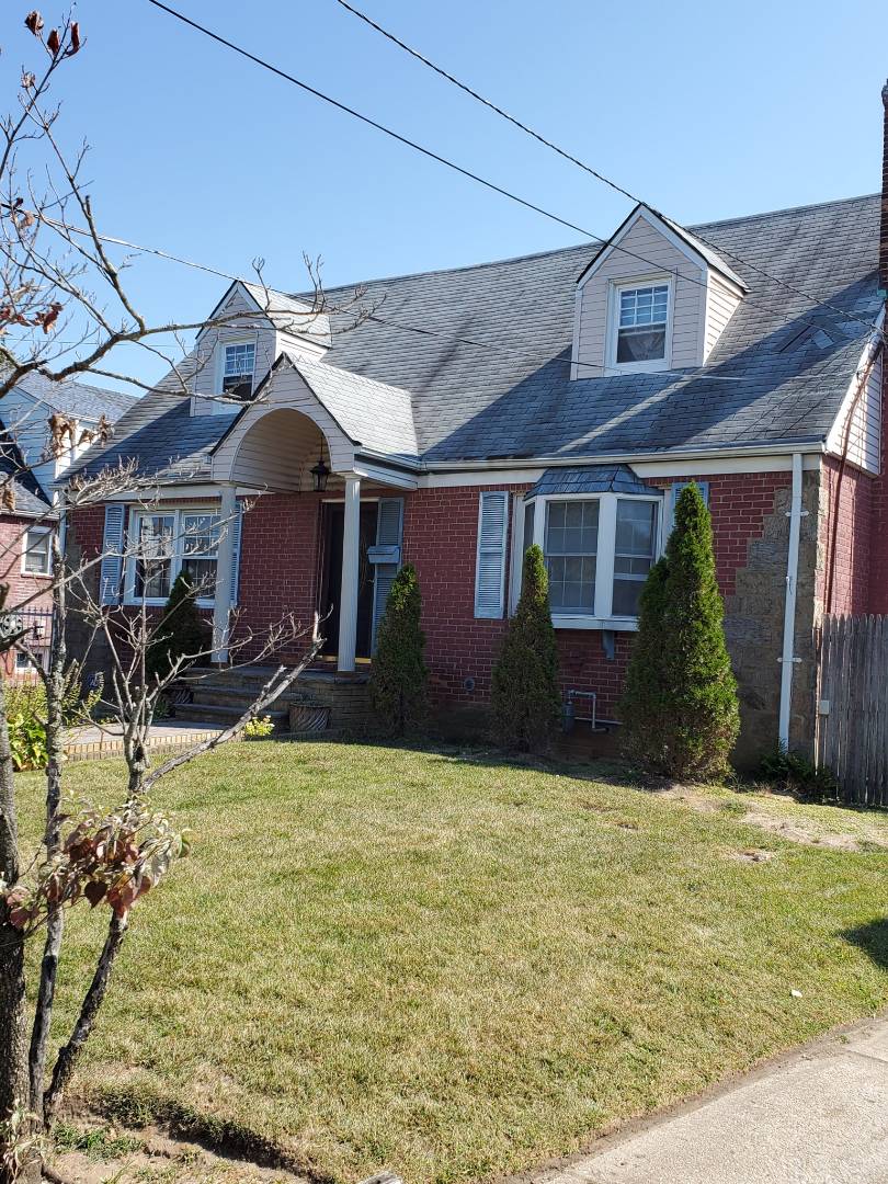28 Law St., Valley Stream, NY 11580 (Sold NYStateMLS Listing 10643299)