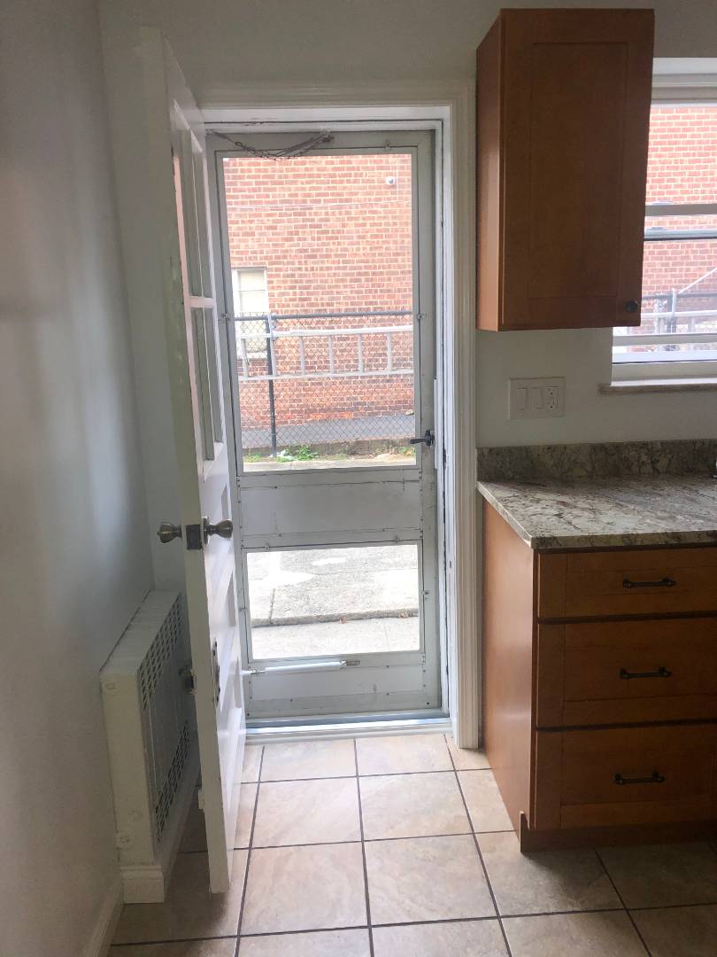 105 Wakefield Ave, Yonkers, NY 10704 (Rented NYStateMLS Listing 10650845)