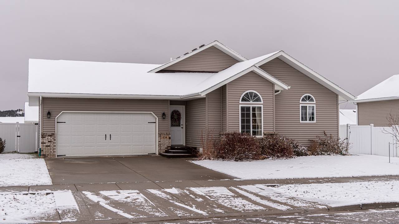 634 Country Road West, Rapid City, SD 57701 (Sold NYStateMLS Listing