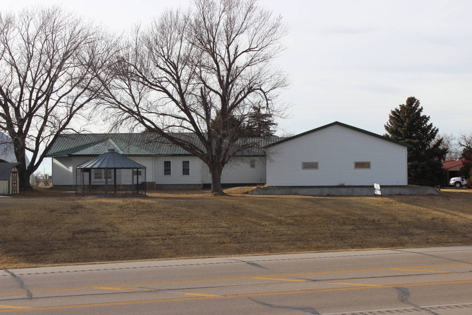 325 Pioneer Street, Enders, NE 69027 (Sold MyStateMLS Listing 10693967)