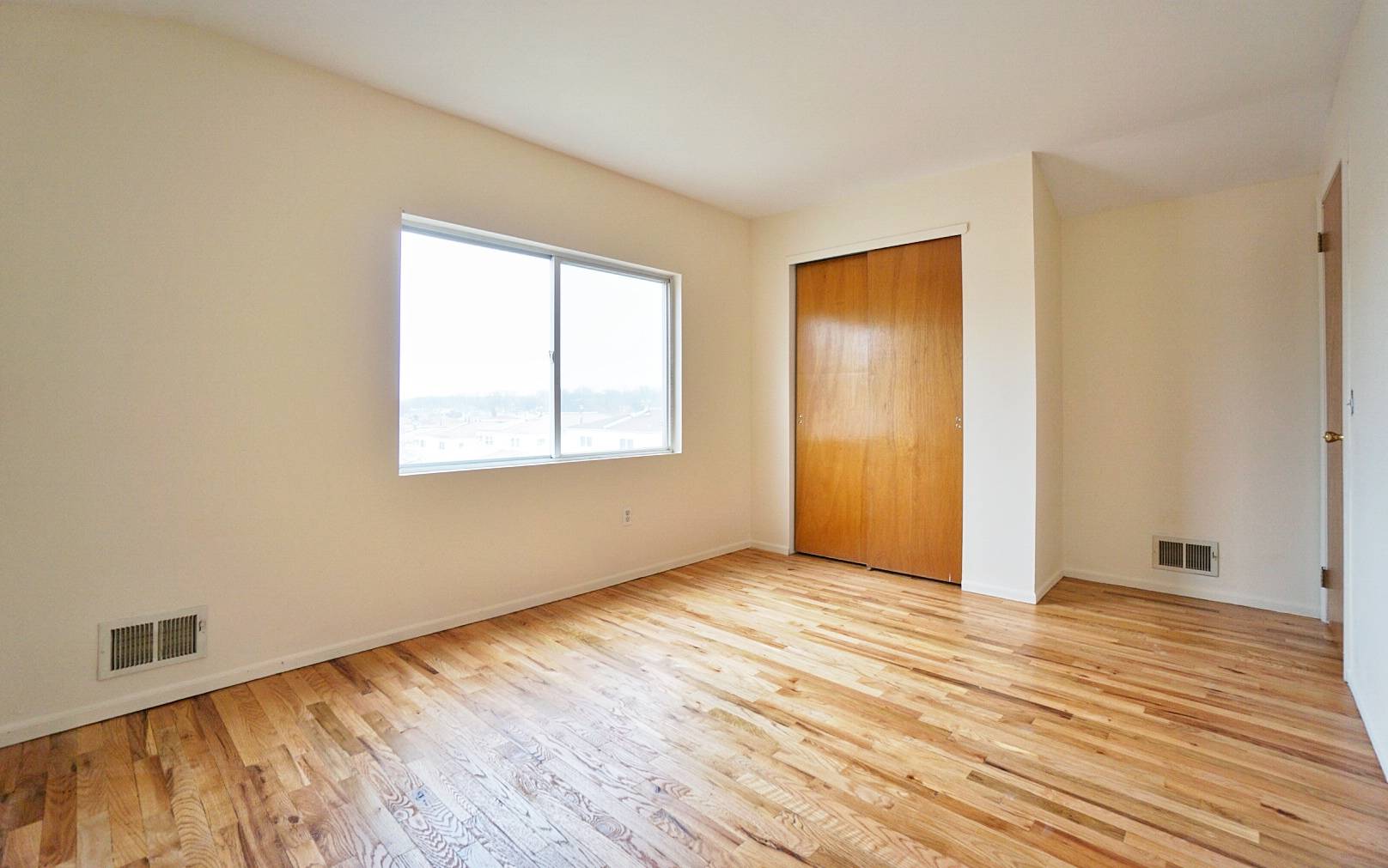 59 Norwalk Avenue, Staten Island, NY 10314 (Off Market NYStateMLS