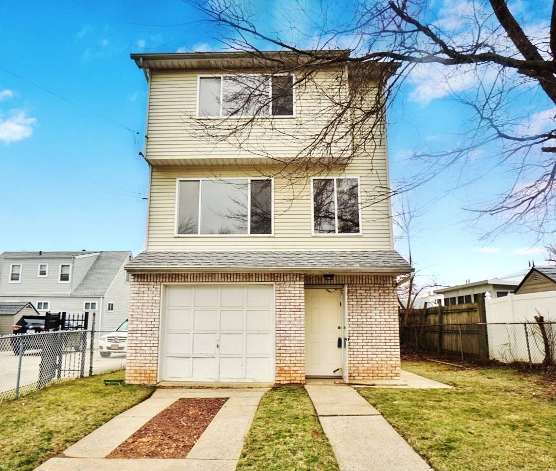 59 Norwalk Avenue, Staten Island, NY 10314 (Off Market NYStateMLS