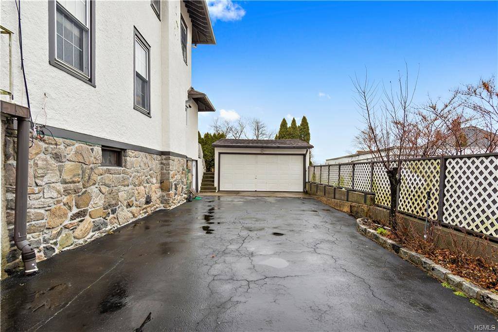 141 Buckingham Rd, Yonkers, NY 10701 (Off Market NYStateMLS Listing