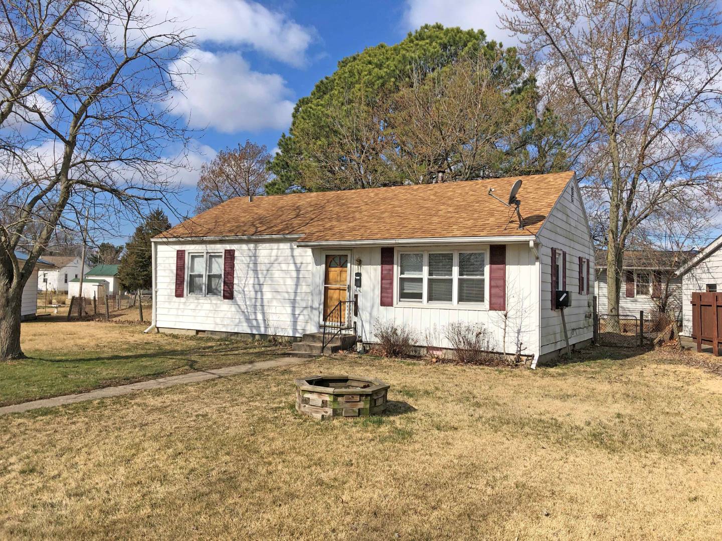 Talbert Court 6 Talbert Court, Fairfield, IL 62837 (Sold MyStateMLS Listing #10733060)