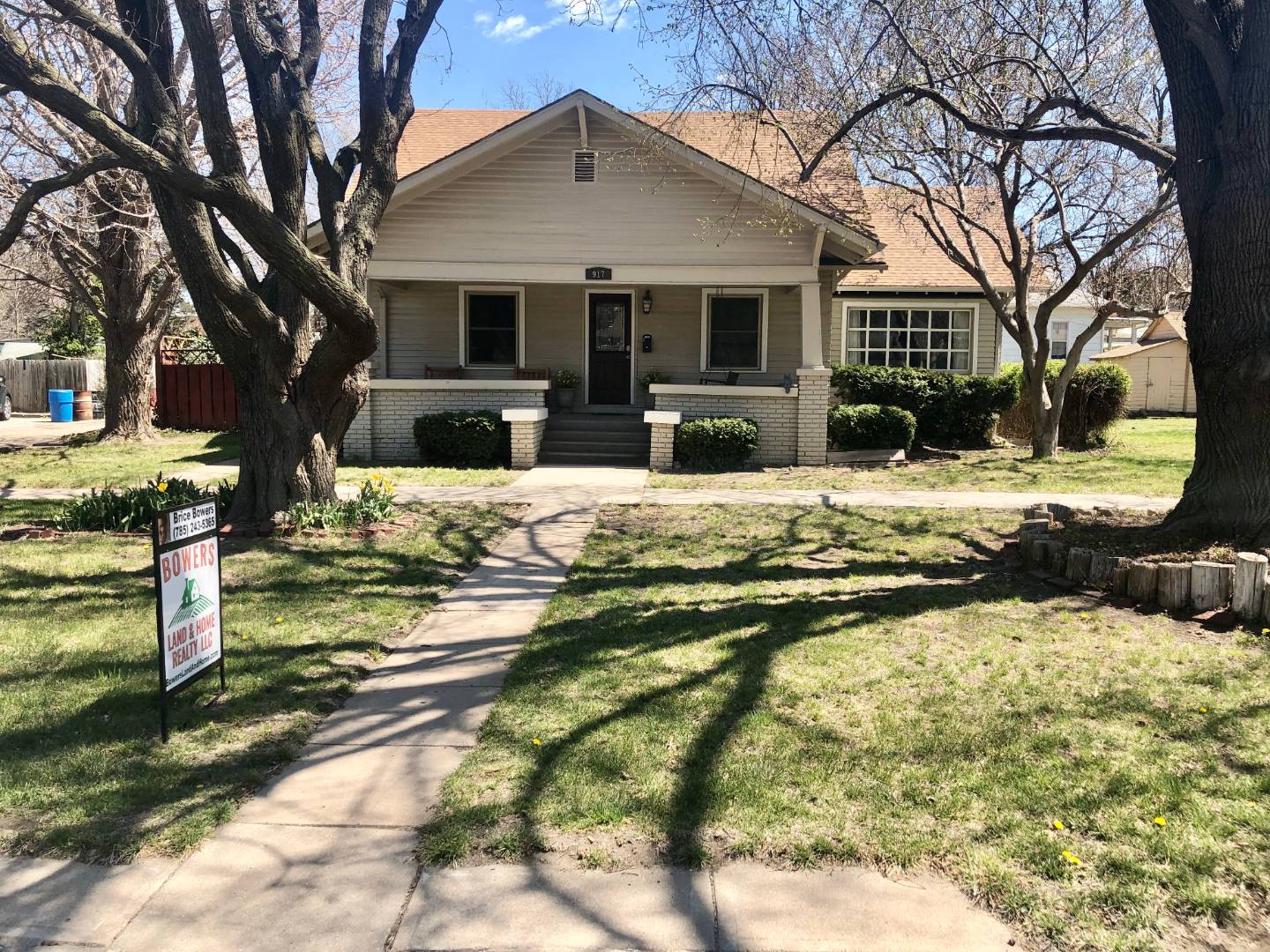 917 Broadway, Concordia, KS 66901 (Sold MyStateMLS Listing 10877147)