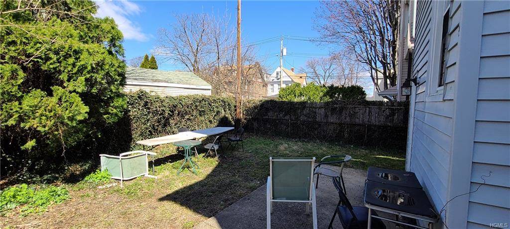 13 Crescent Pl, Yonkers, NY 10704 (Off Market NYStateMLS Listing #10876984)