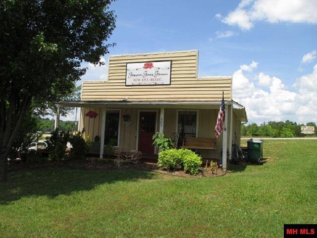 805 E Main Street, Flippin, AR 72634 (Sold NYStateMLS Listing #10883833)