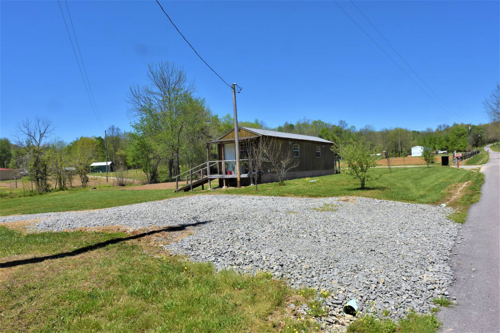 1649 Spradlin Rd, Edmonton, KY 42129 (Sold NYStateMLS Listing 10888982)