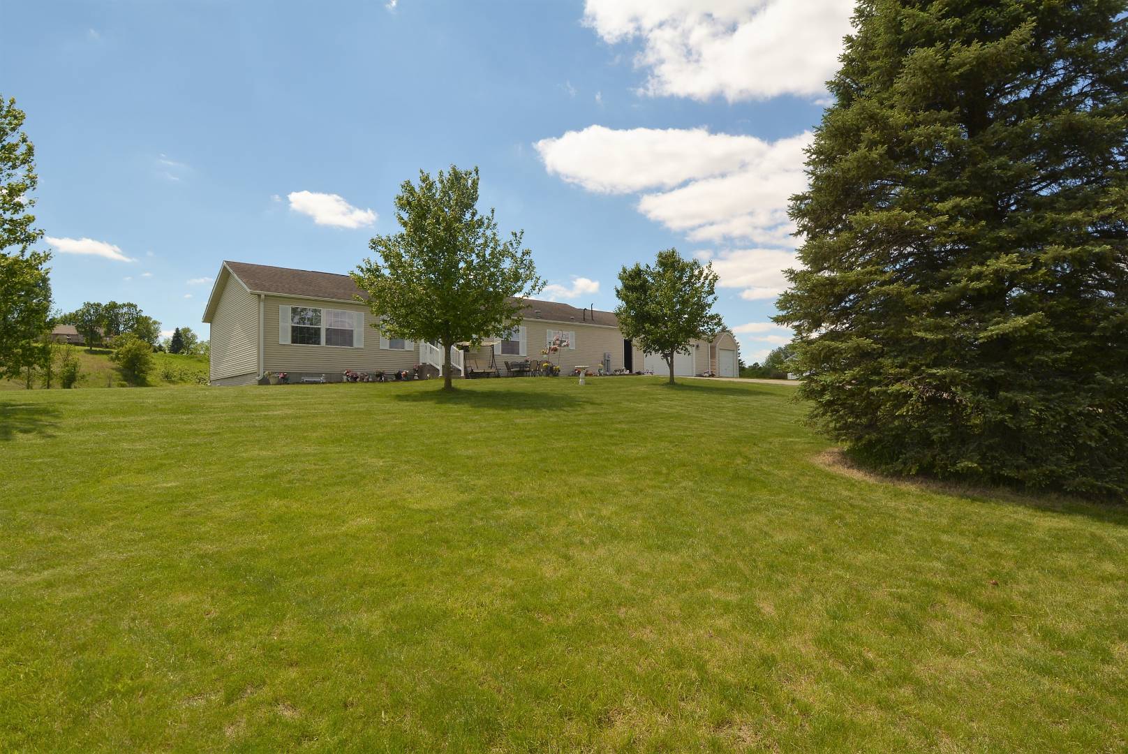 806 HWY T38, Lynnville, IA 50153 (Sold NYStateMLS Listing 10892763)