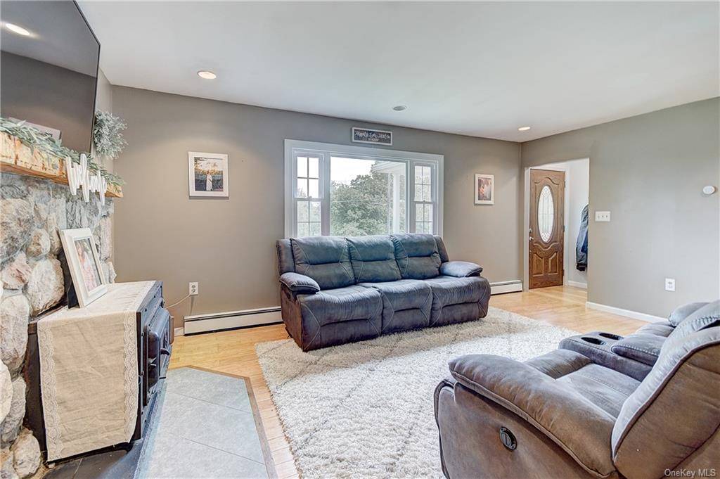 119 Bowser Rd, Middletown, NY 10940 (Sold NYStateMLS Listing 10898498)