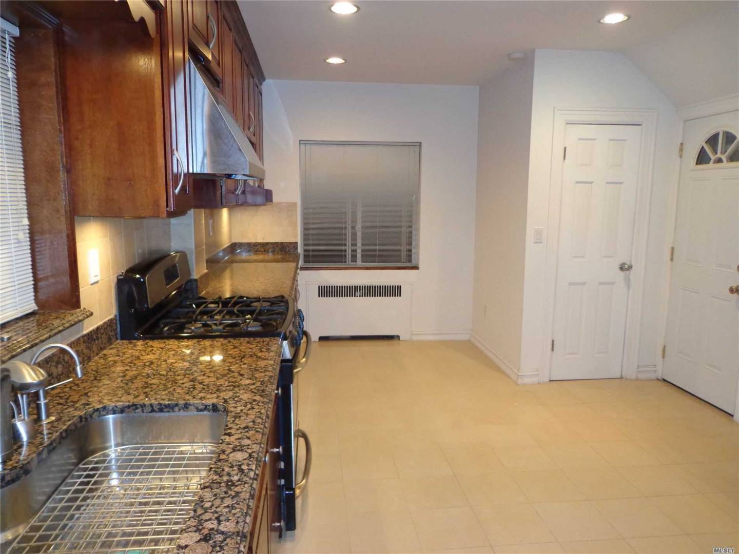 6352 Ellwell Crescent, Rego Park, NY 11374 (Off Market NYStateMLS