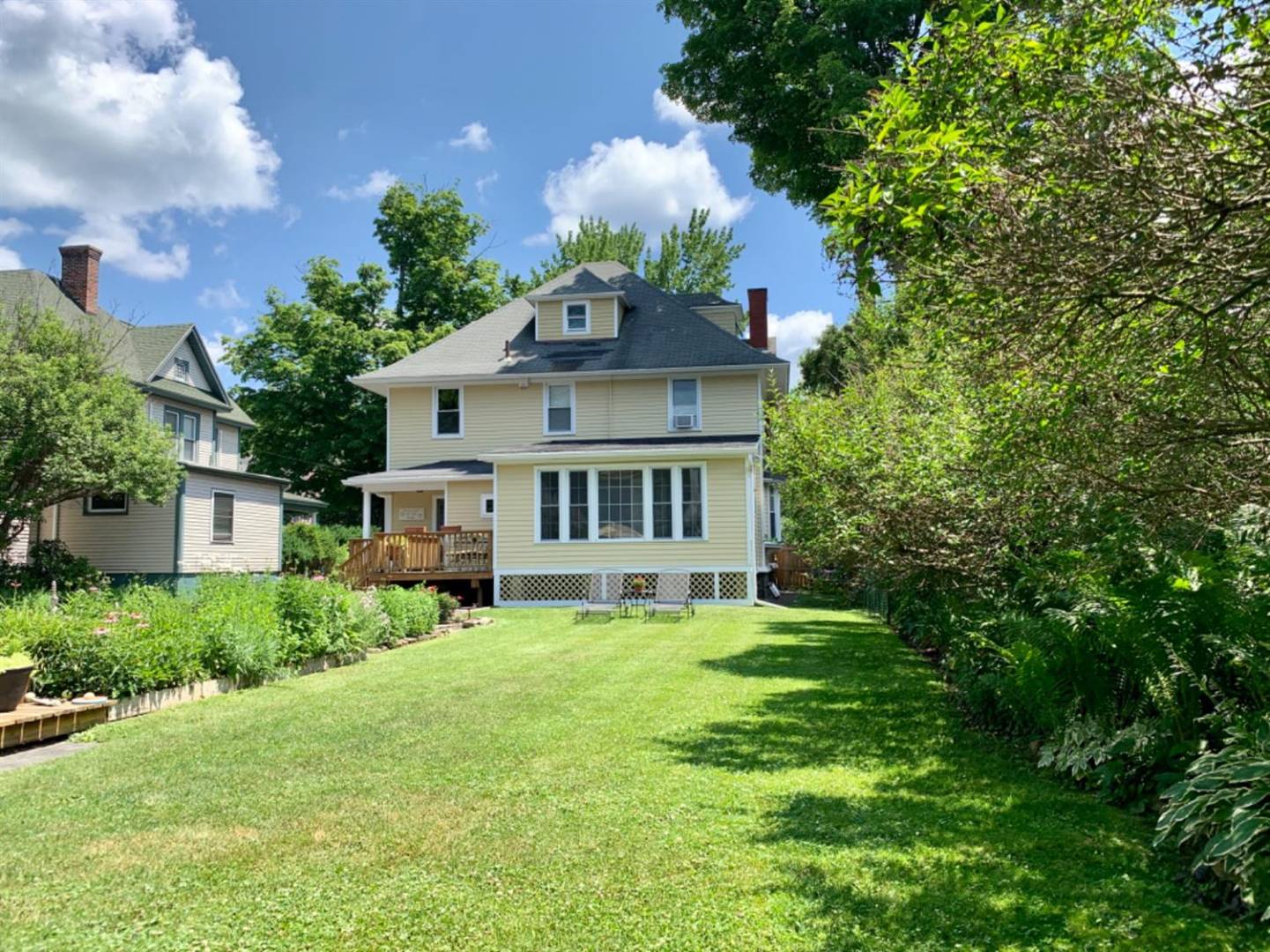 55 Elm St, Oneonta, NY 13820 (Off Market NYStateMLS Listing 10917877)