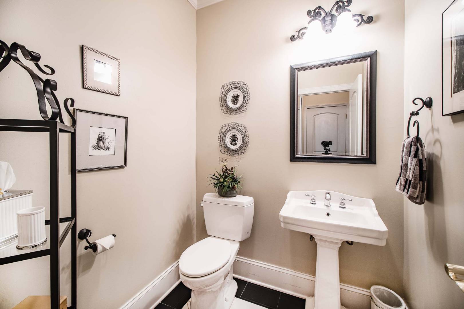 6 Arbor Ct, Poughkeepsie, NY 12603 (Off Market NYStateMLS Listing