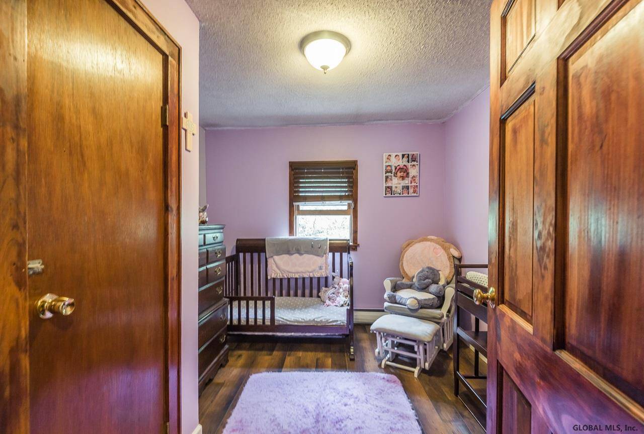 135 Brookside Ave, Amsterdam, NY 12010 (Sold NYStateMLS Listing 10927519)