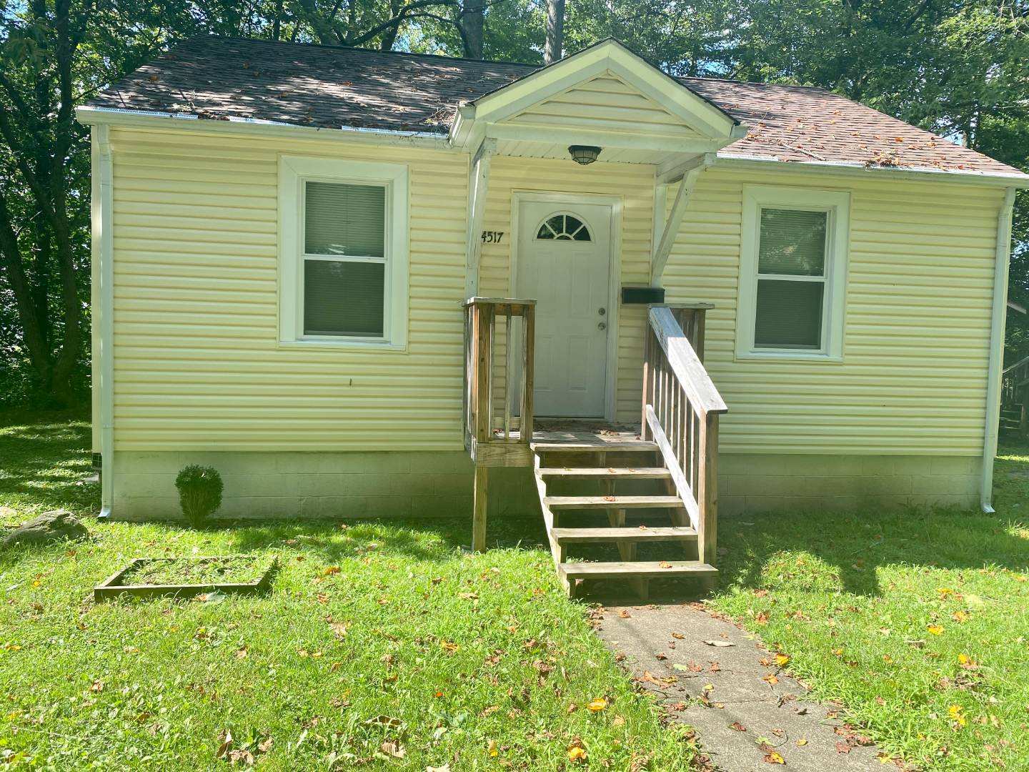 4515 Castleberry Hill, South Charleston, WV 25309 (Off Market