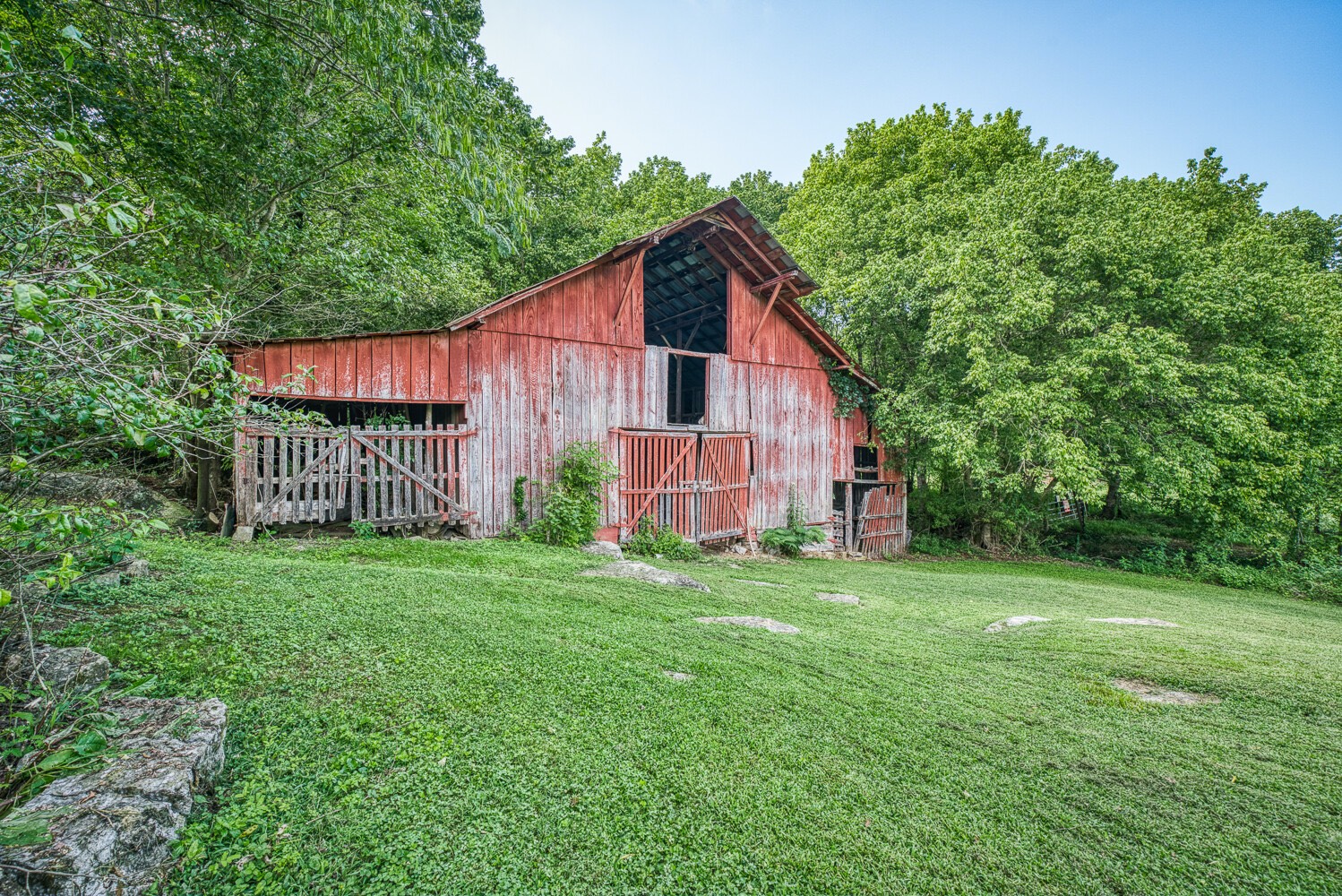 1561 Dry Fork Road, Gainesboro, TN 38564 (Off Market NYStateMLS Listing