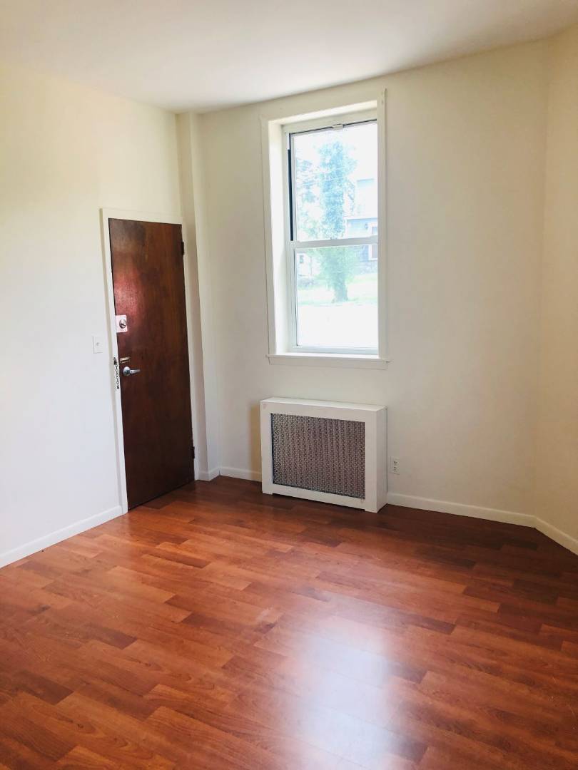 17 Clement st, Glen Cove, NY 11542 (Rented NYStateMLS Listing 10929187)