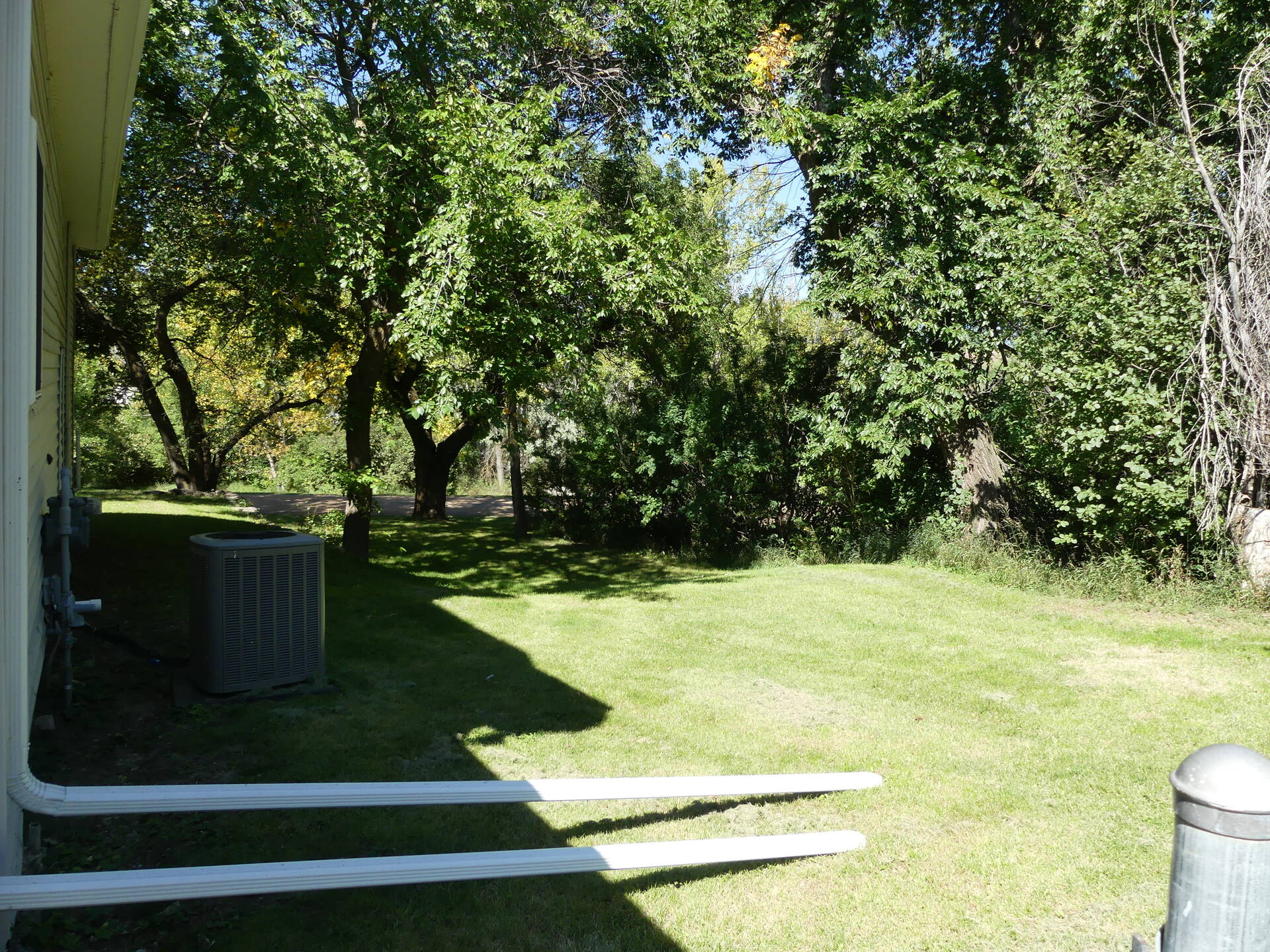 202 2nd Ave E, Rhame, ND 58651 (Sold NYStateMLS Listing 10932154)